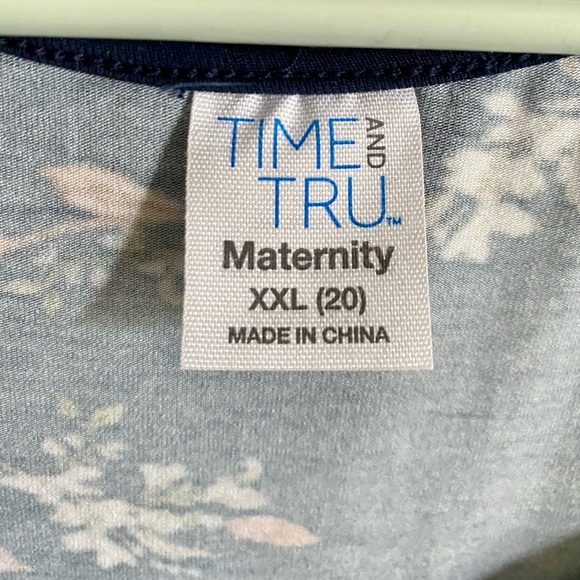 Floral Maternity Dress - Picture 3 of 3